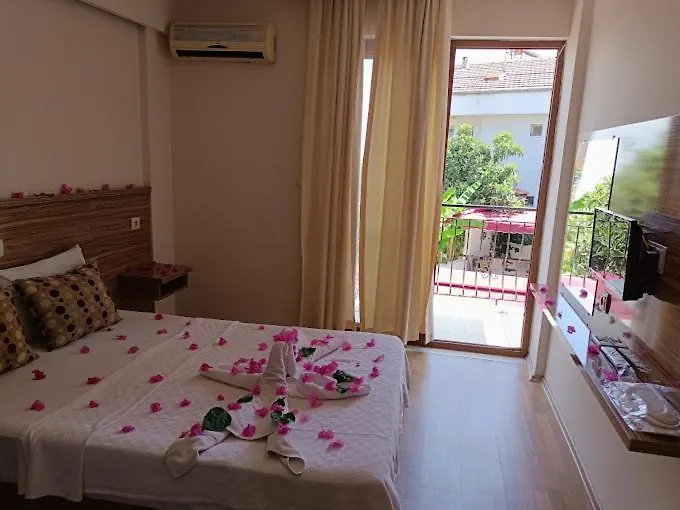 Hotel Barlas Fethiye 0*,